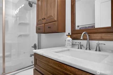 10037 NE 138th Place Kirkland WA 98034