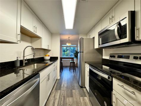 323 75th Street SE Everett WA 98203