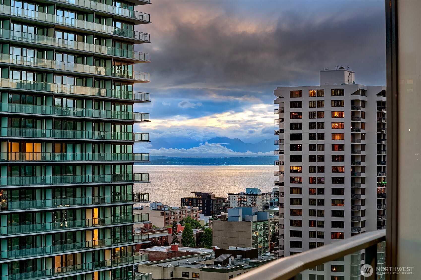 1920 4th Avenue Seattle WA 98101