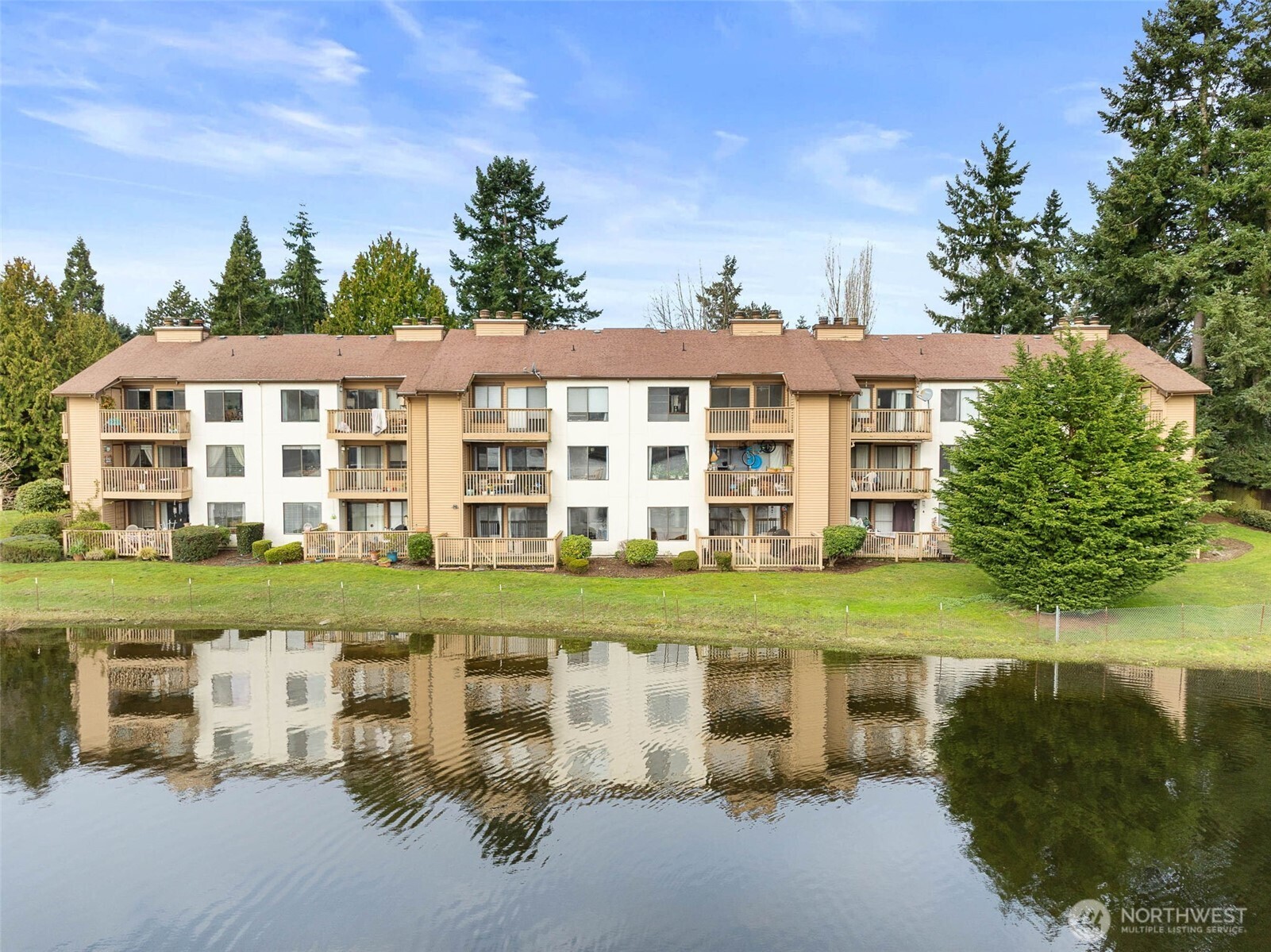 1002 S 312th Federal Way WA 98003