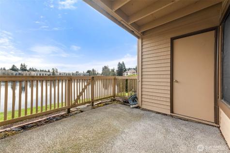 1002 S 312th Federal Way WA 98003
