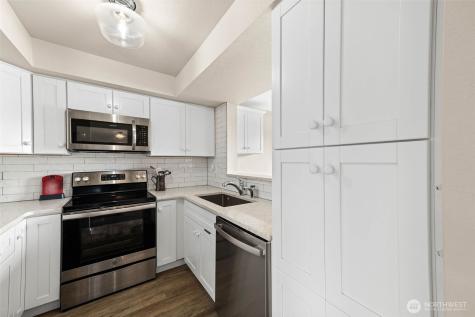1002 S 312th Federal Way WA 98003