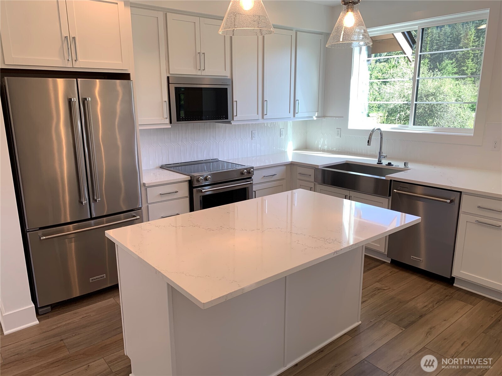 1956 SE 12th Street North Bend WA 98045