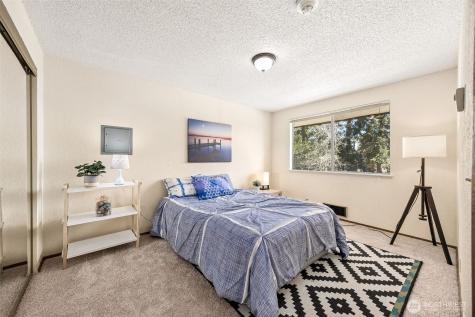 6107 204th Street SW Lynnwood WA 98036