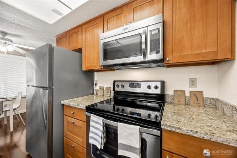 6107 204th Street SW Lynnwood WA 98036