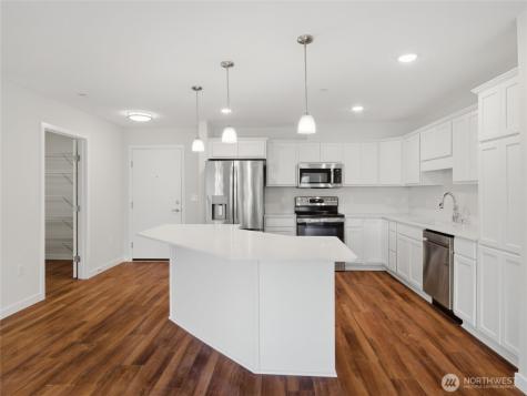 3803 17th Street SW Puyallup WA 98373