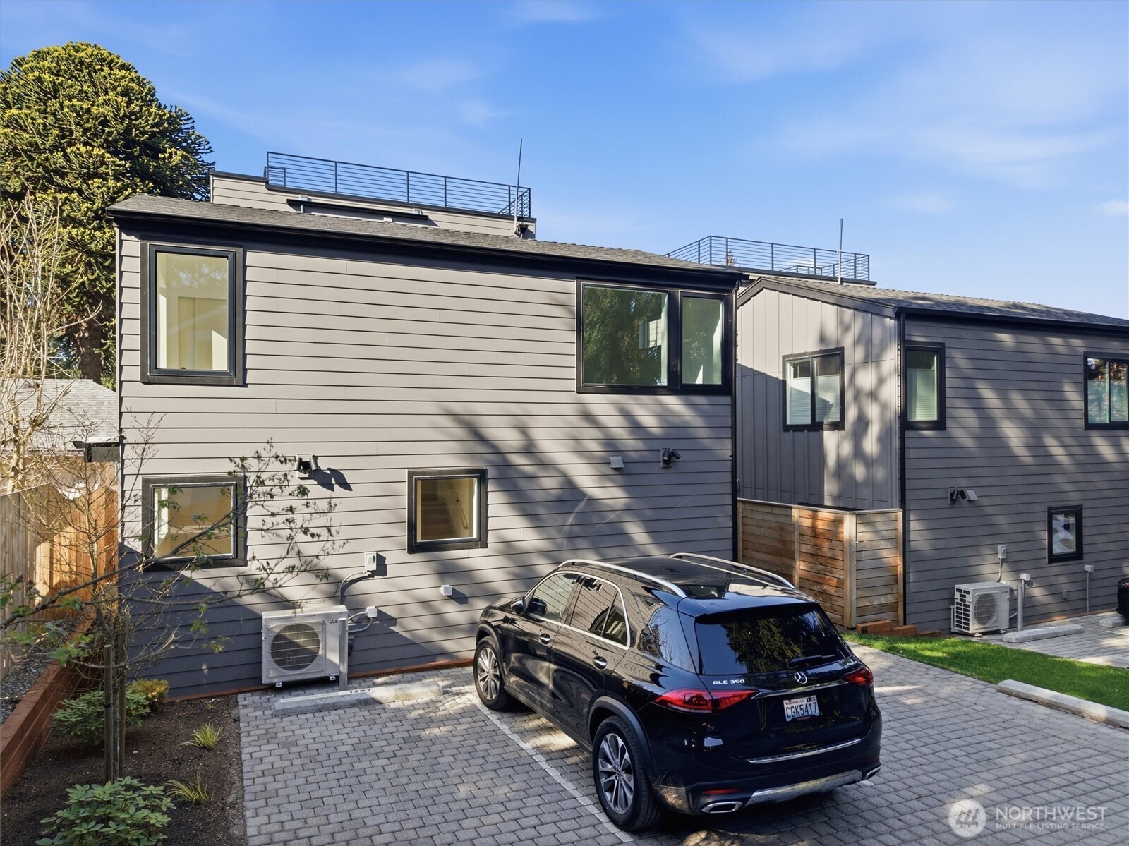 1257 NE 100th Street Seattle WA 98125