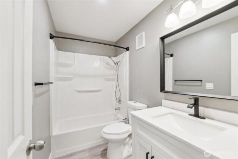 6236 137th Place NE Redmond WA 98052