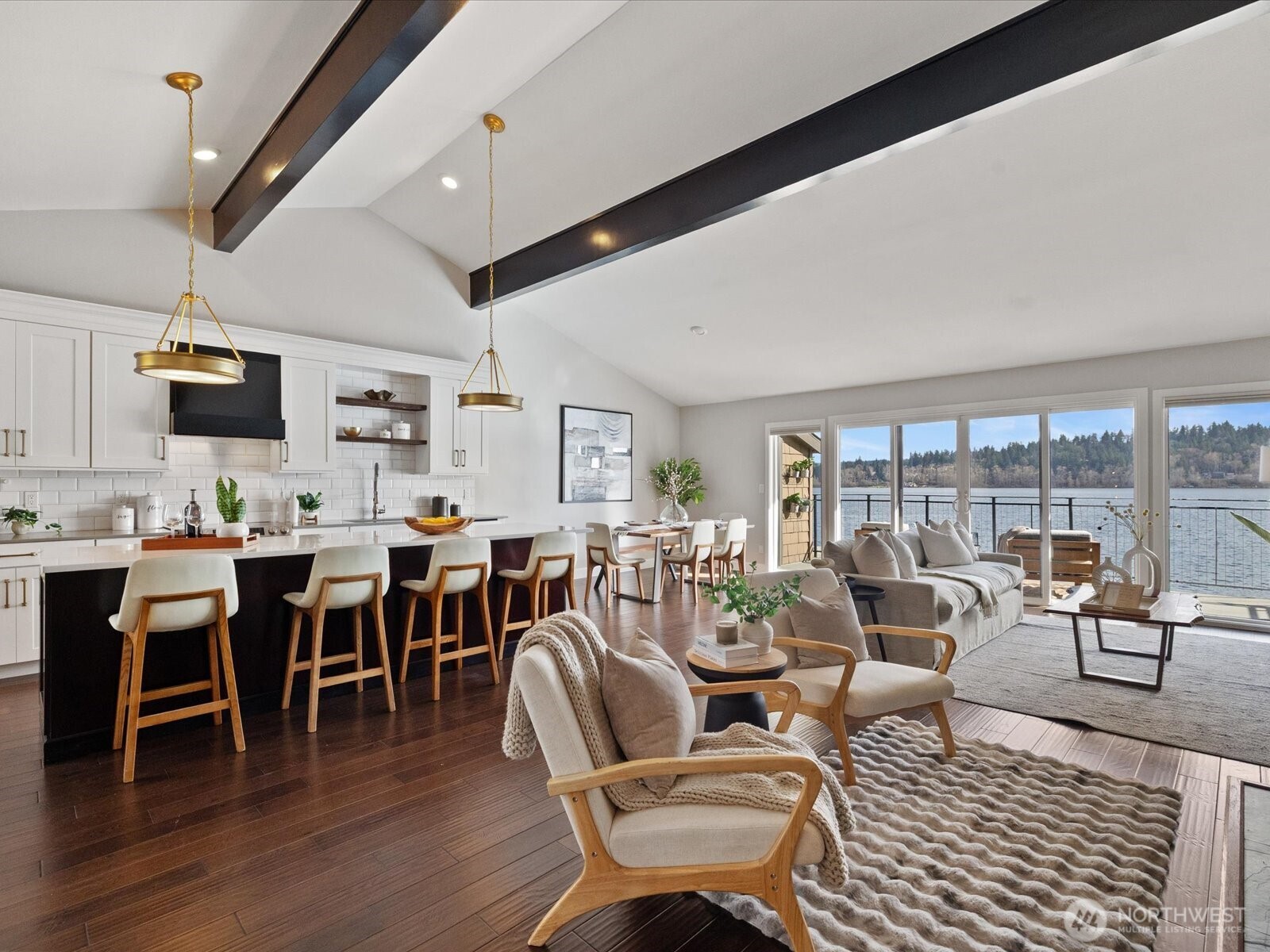 17412 NE 40th Place Redmond WA 98052