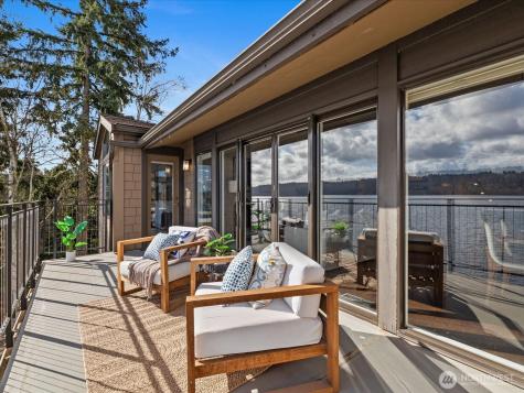 17412 NE 40th Place Redmond WA 98052