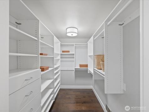 17412 NE 40th Place Redmond WA 98052