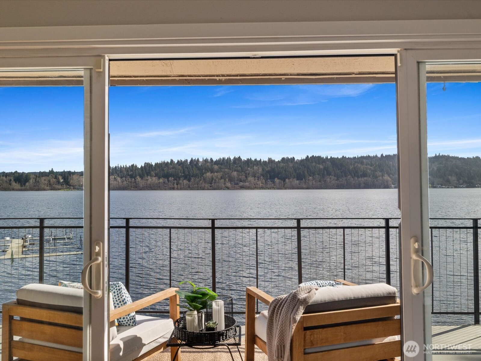 17412 NE 40th Place Redmond WA 98052