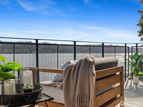 17412 NE 40th Place Redmond WA 98052