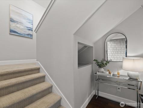 17412 NE 40th Place Redmond WA 98052