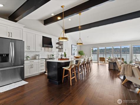17412 NE 40th Place Redmond WA 98052