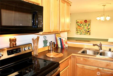 2532 S 317th Street Federal Way WA 98003