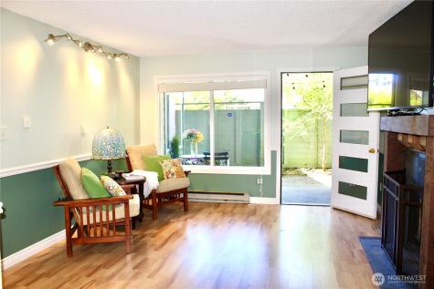 2532 S 317th Street Federal Way WA 98003