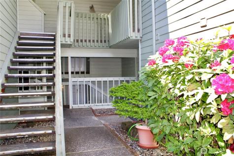 2532 S 317th Street Federal Way WA 98003