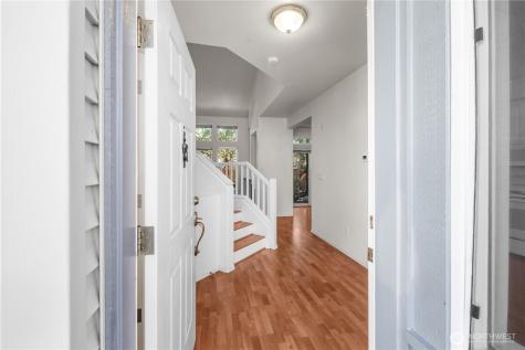 608 Chelan Place NE Renton WA 98059