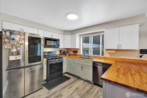 23523 131st Avenue SE Snohomish WA 98296