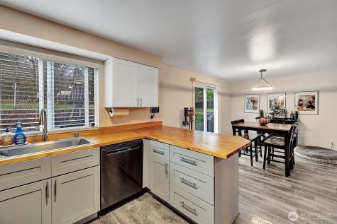23523 131st Avenue SE Snohomish WA 98296