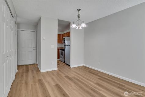 25426 106th Avenue SE Kent WA 98030