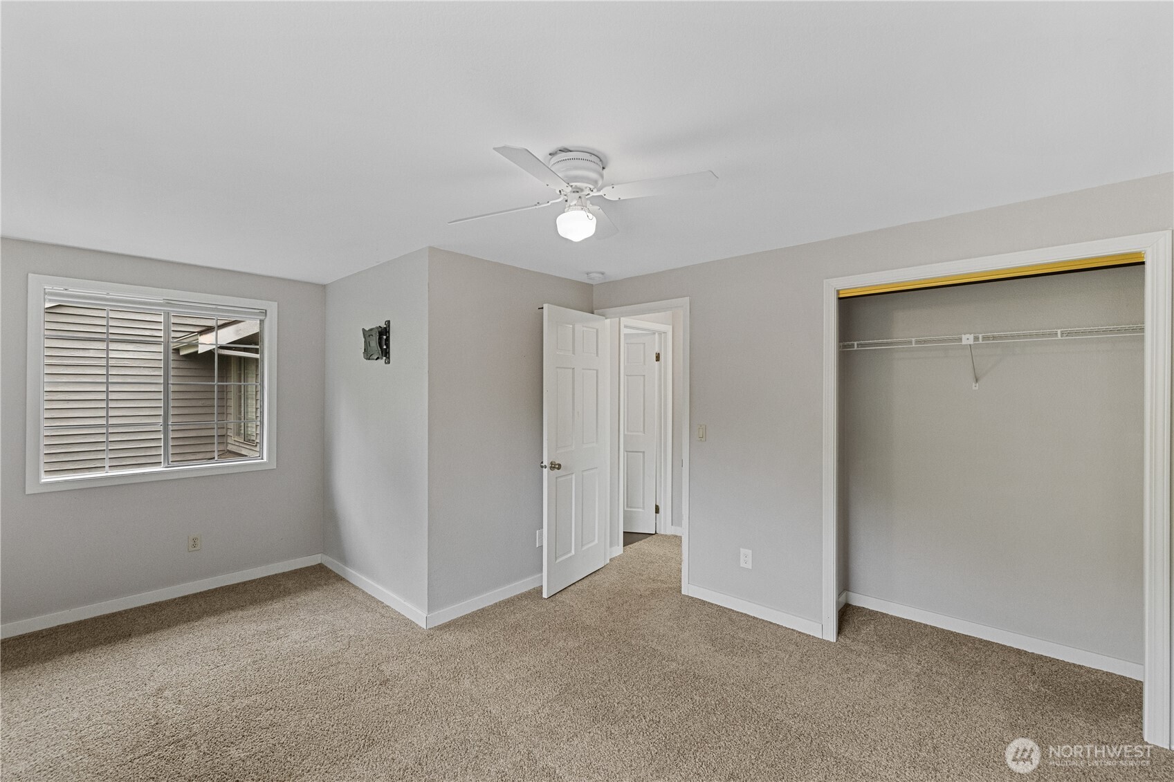 23418 130th Avenue SE Kent WA 98031