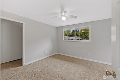 23418 130th Avenue SE Kent WA 98031