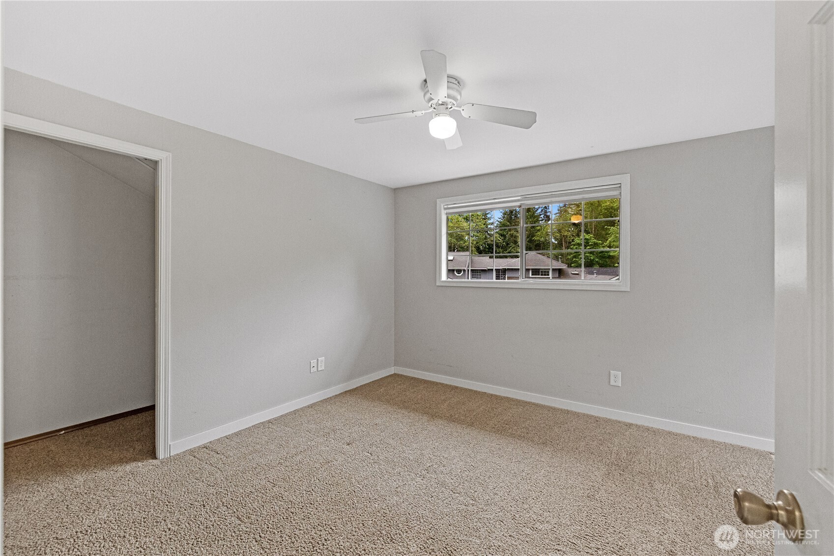 23418 130th Avenue SE Kent WA 98031