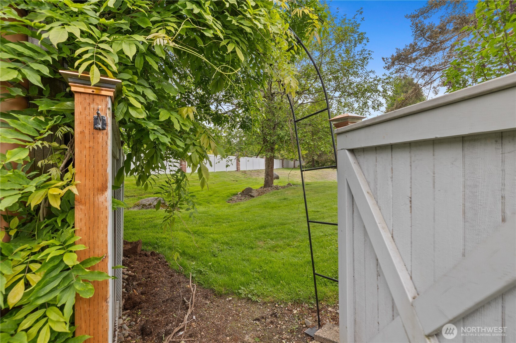 23418 130th Avenue SE Kent WA 98031