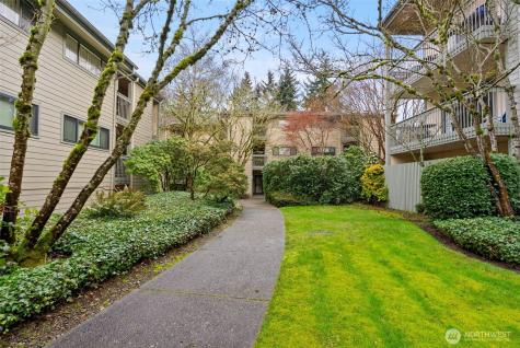 330 Grow Avenue NW Bainbridge Island WA 98110