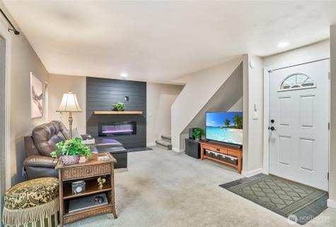 10822 SE 260th Street Kent WA 98030
