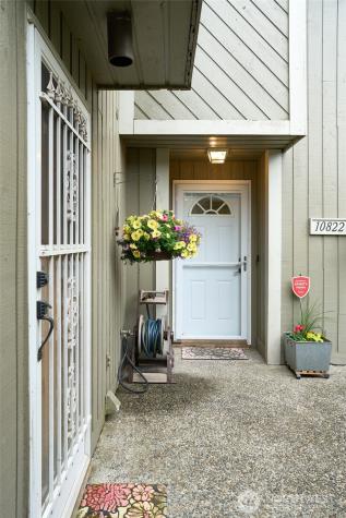 10822 SE 260th Street Kent WA 98030