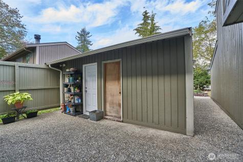 10822 SE 260th Street Kent WA 98030