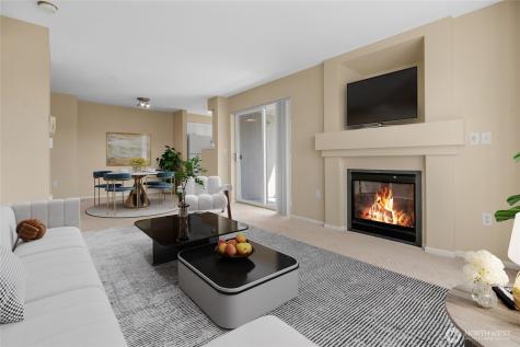 4343 Roosevelt Way NE Seattle WA 98105