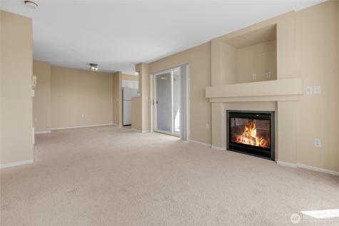 4343 Roosevelt Way NE Seattle WA 98105
