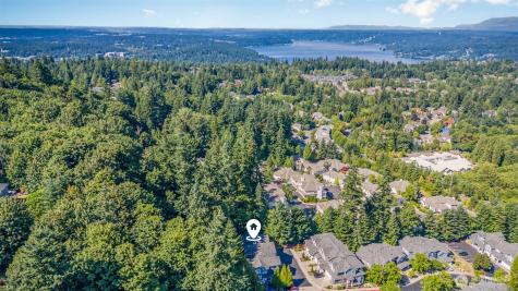 5523 Lakemont Boulevard SE Bellevue WA 98006