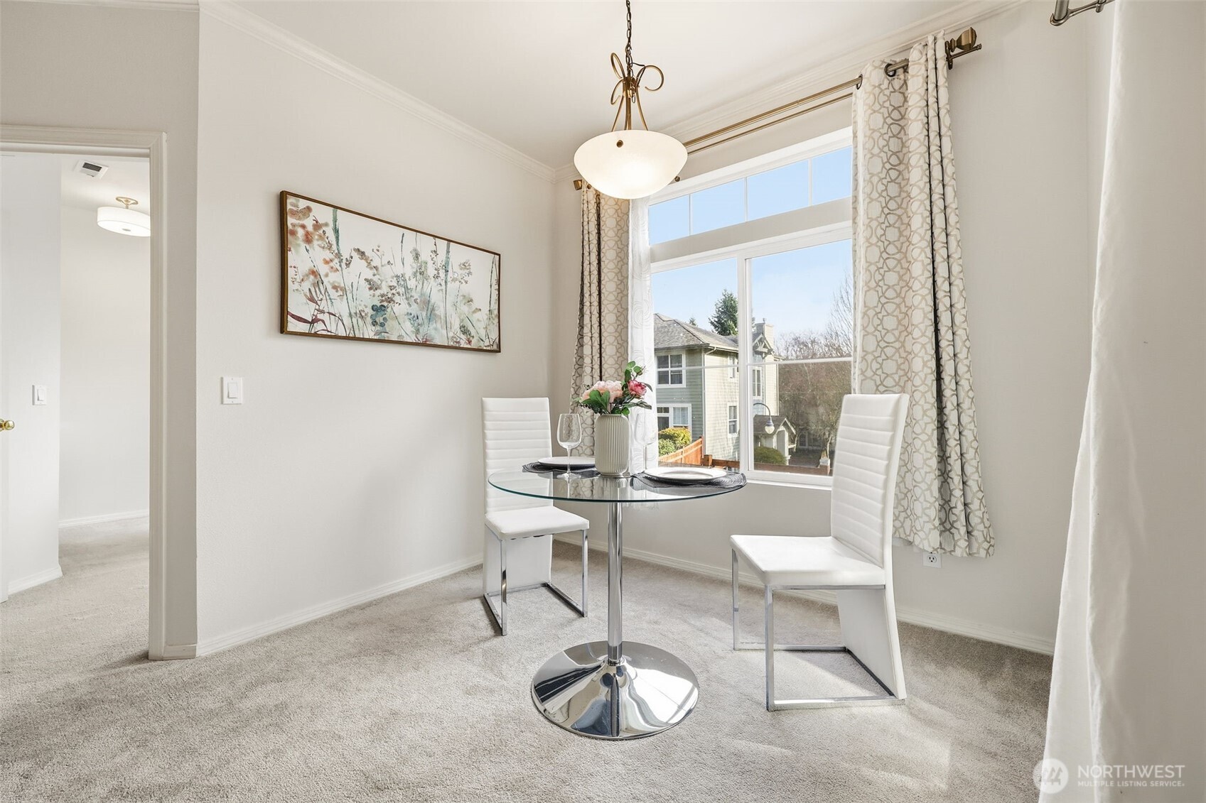 2046 Newport Way NW Issaquah WA 98027