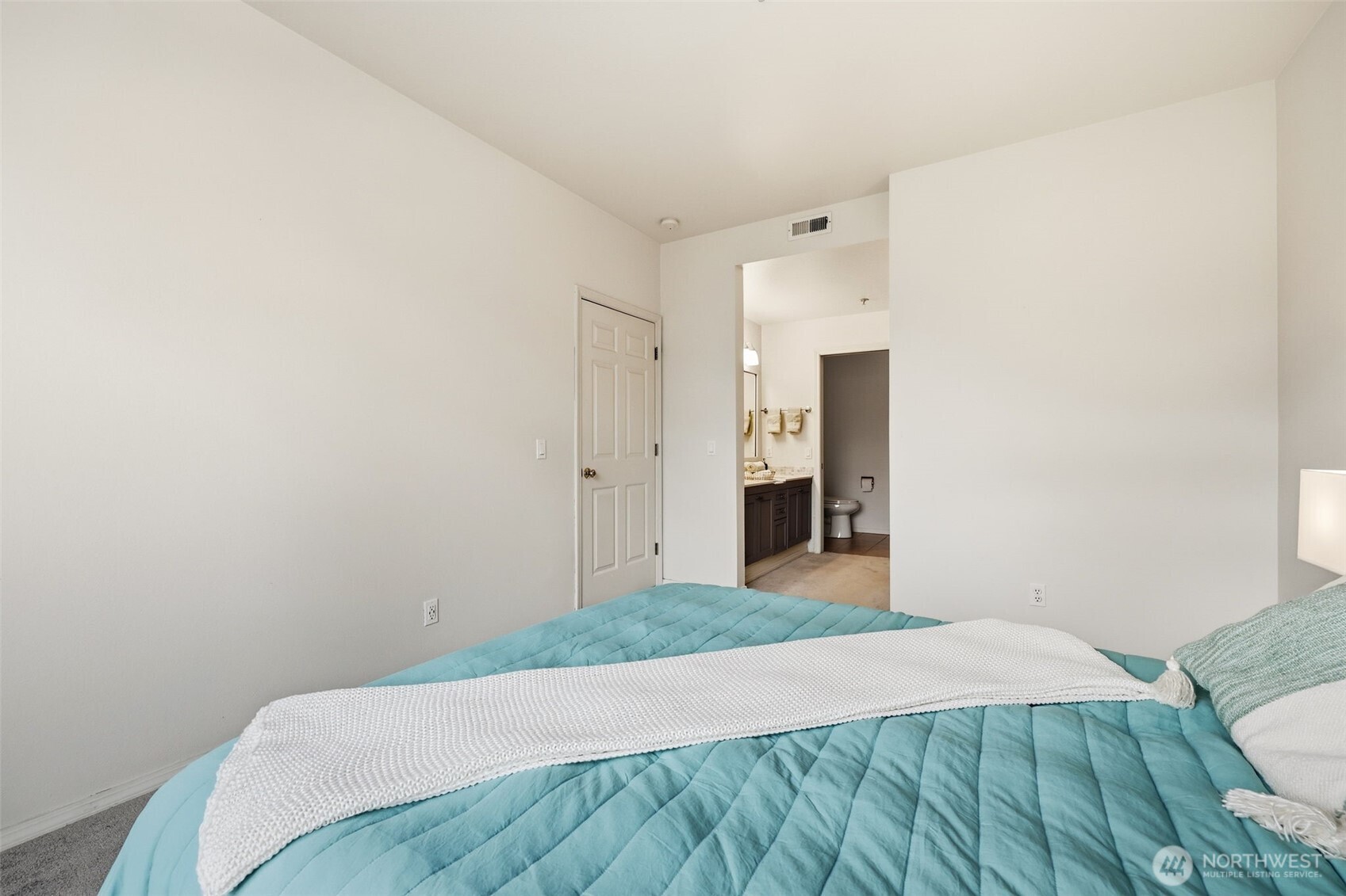 2046 Newport Way NW Issaquah WA 98027