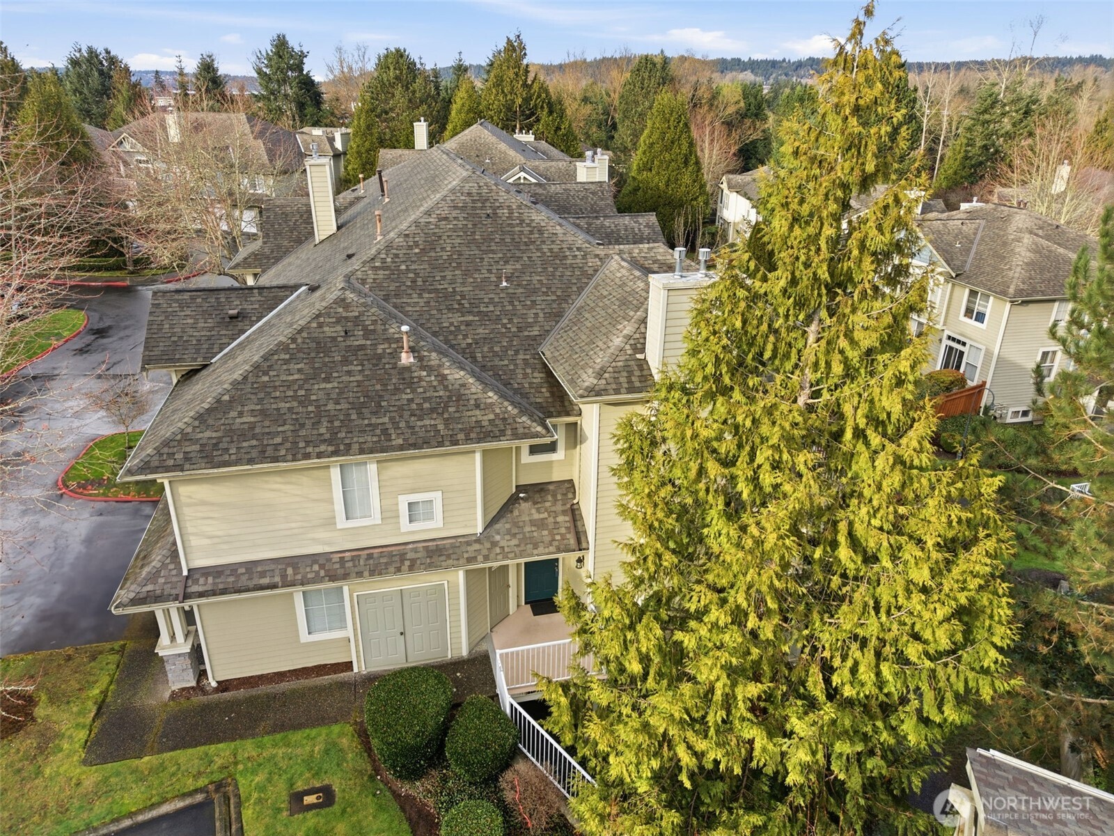 2046 Newport Way NW Issaquah WA 98027