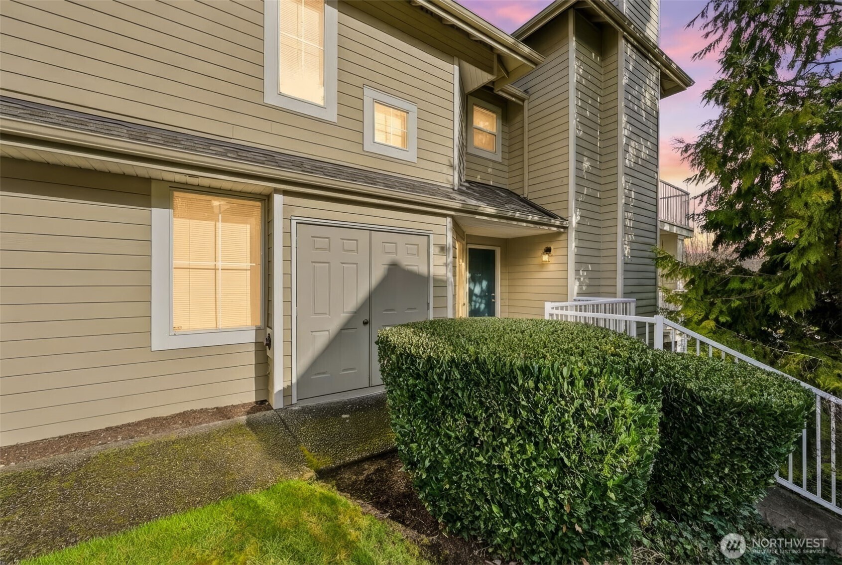 2046 Newport Way NW Issaquah WA 98027