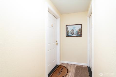 1028 Lakeview Boulevard E Seattle WA 98102