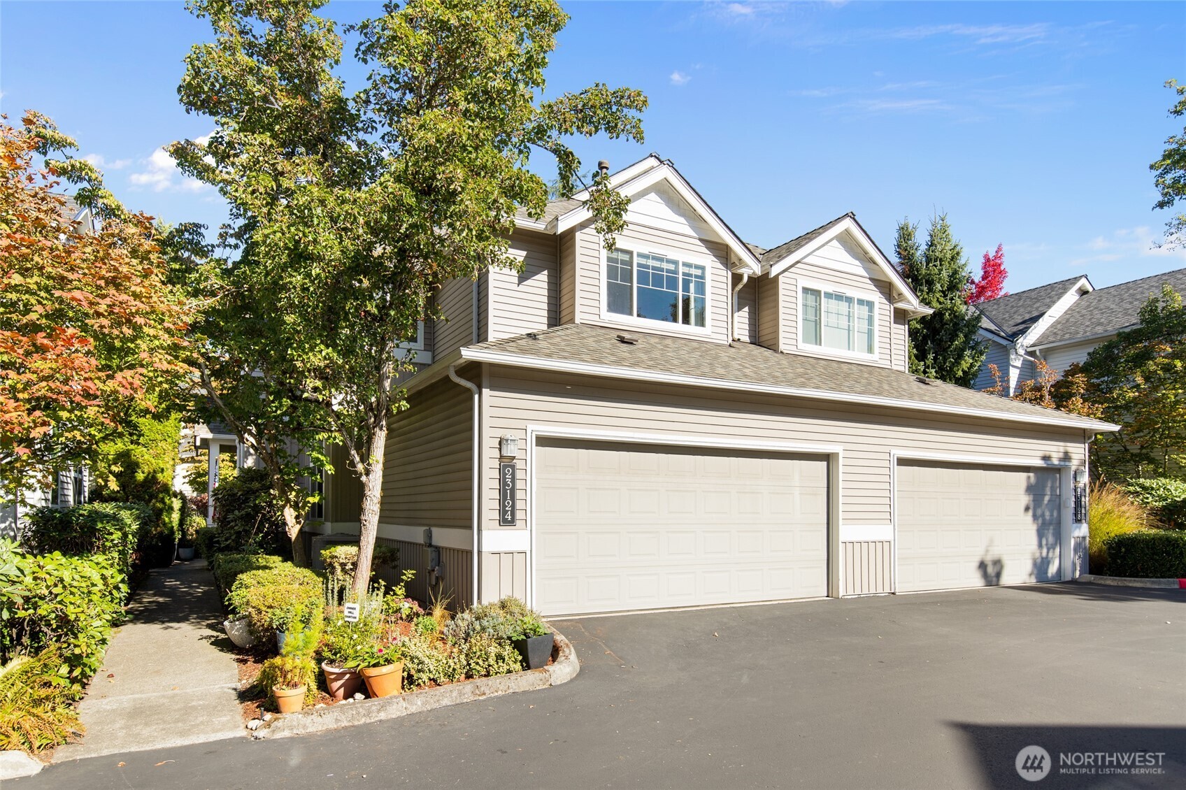 23124 NE 8th Place Sammamish WA 98074