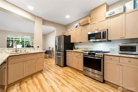 23124 NE 8th Place Sammamish WA 98074