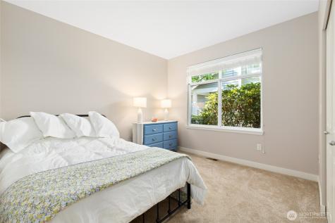 23124 NE 8th Place Sammamish WA 98074