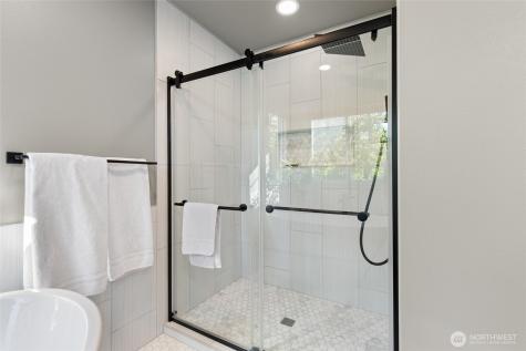 23124 NE 8th Place Sammamish WA 98074