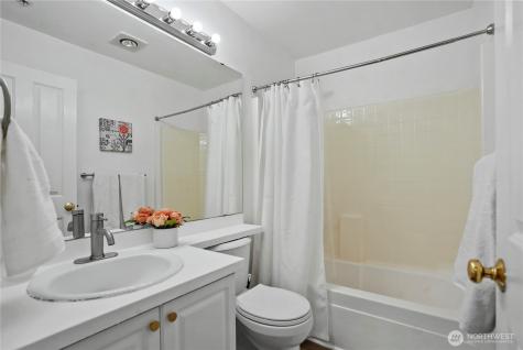 5916 S 232nd Court Kent WA 98032