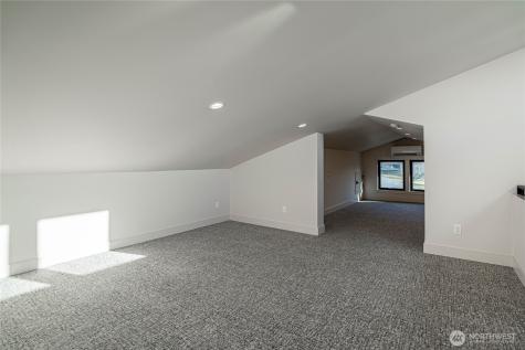 1 Yacinde Court Manson WA 98831
