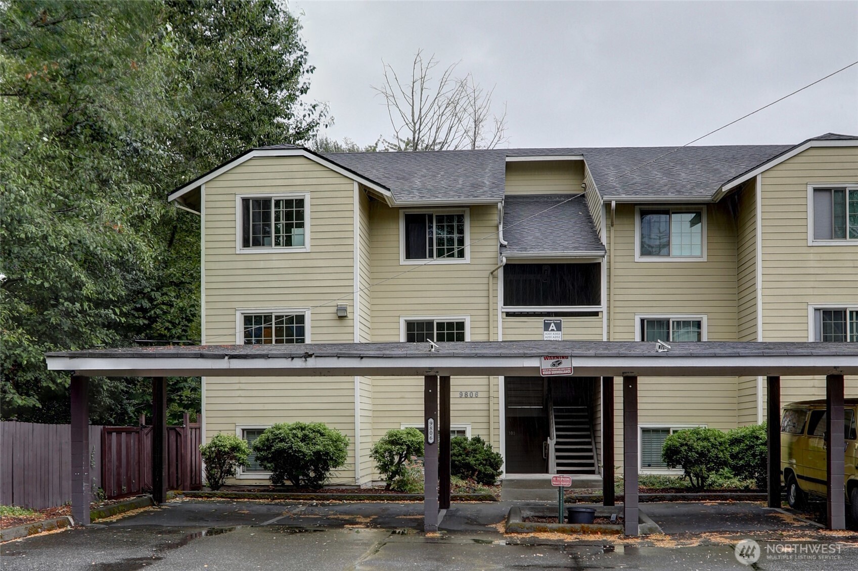 9806 28th Avenue SW Seattle WA 98126