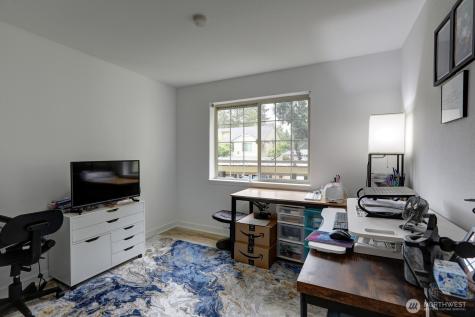 9806 28th Avenue SW Seattle WA 98126